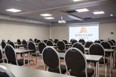 Hotel Base Camp Lodge - photo 1