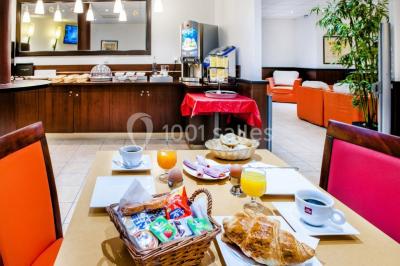 Hotel Saint Jean - photo 2