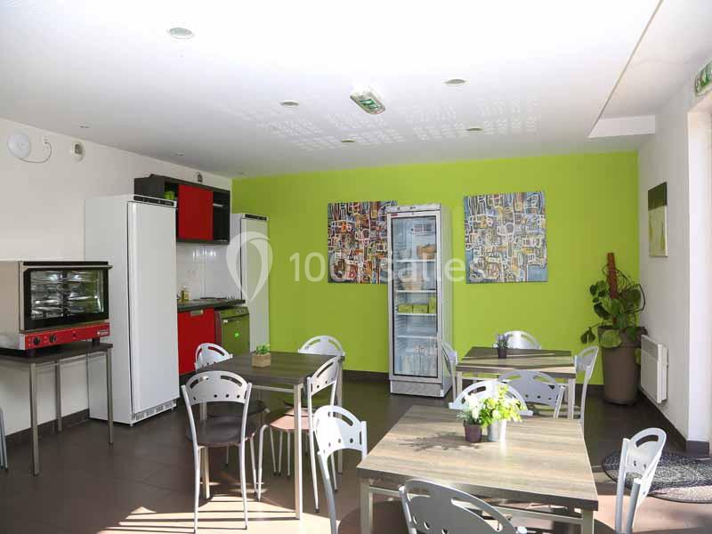 Location salle Marseille 2 (Bouches-du-Rhône) - Résidence Aixoise #7 Location salle Marseille 2 (Bouches-du-Rhône) - Résidence Aixoise #7