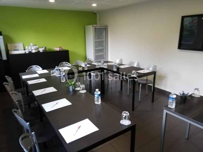 Location salle Marseille 2 (Bouches-du-Rhône) - Résidence Aixoise #4 Location salle Marseille 2 (Bouches-du-Rhône) - Résidence Aixoise #4