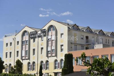 Hôtel Arles Plaza - photo 4