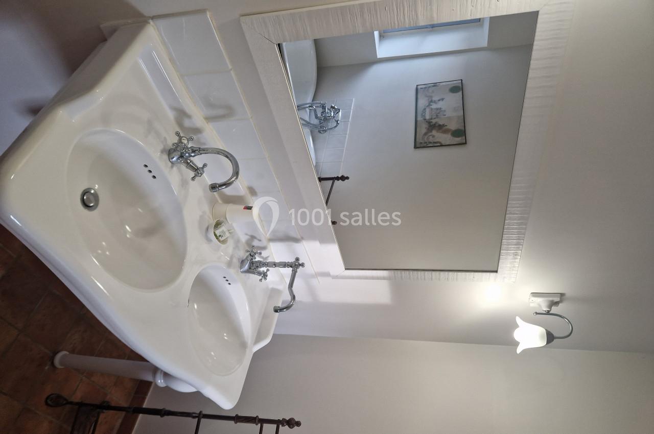 Location salle Maubec (Vaucluse) - Domaine de la Bastide du Bois Breant #59