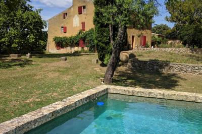 Miniature Mas et Bassin - Vus depuis le Sud Vue aérienne du Domaine - Évènement