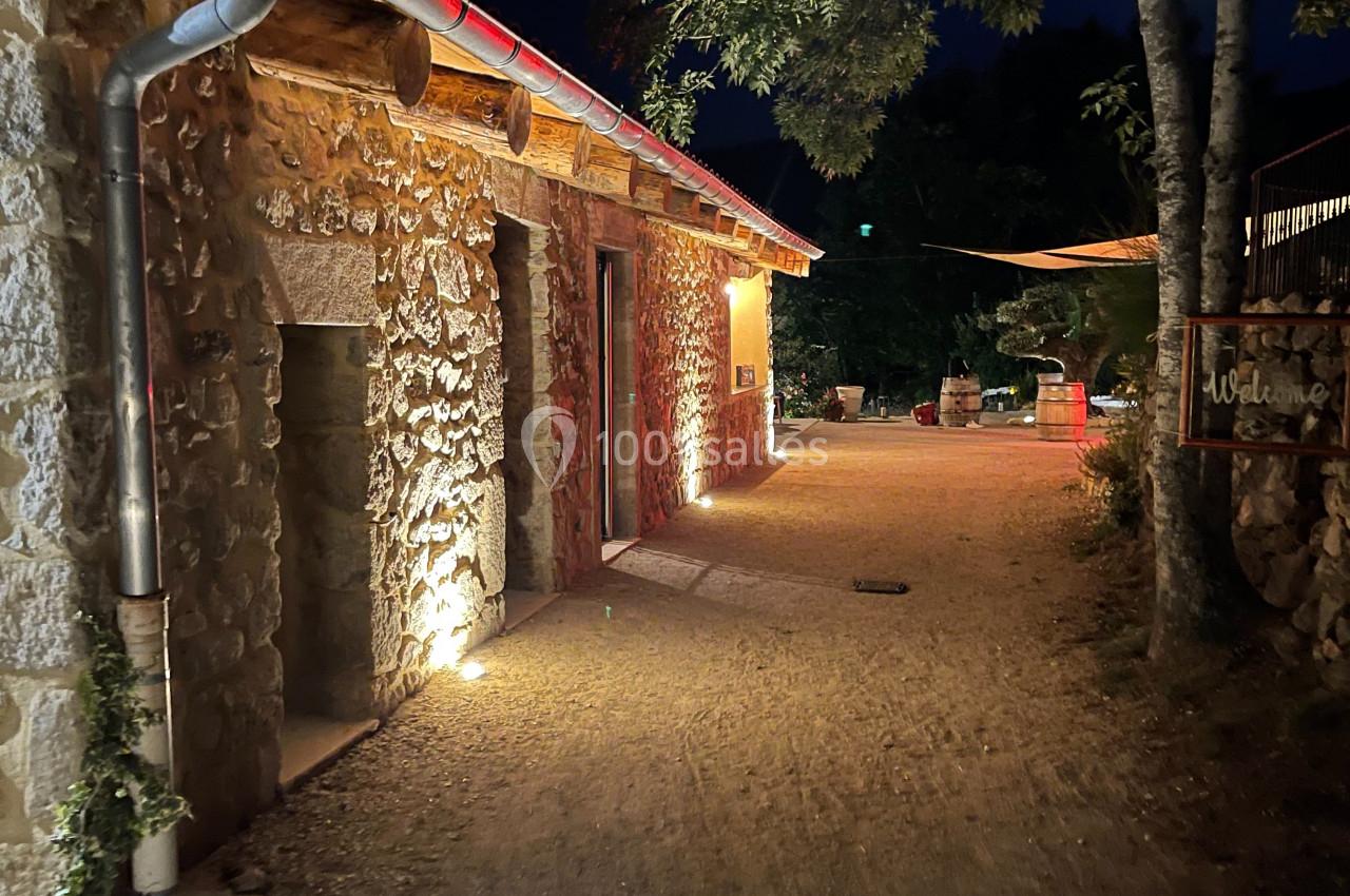 Location salle Colombier-le-Jeune (Ardèche) - Le Mas Girodier #4