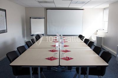 Buro Club Toulouse Compans - photo 1