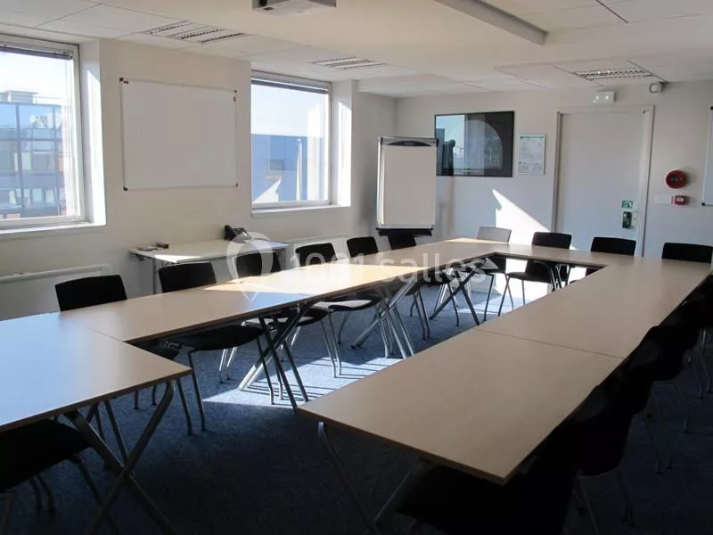 Buro Club Compans - location salle de réunion connectée toulouse
