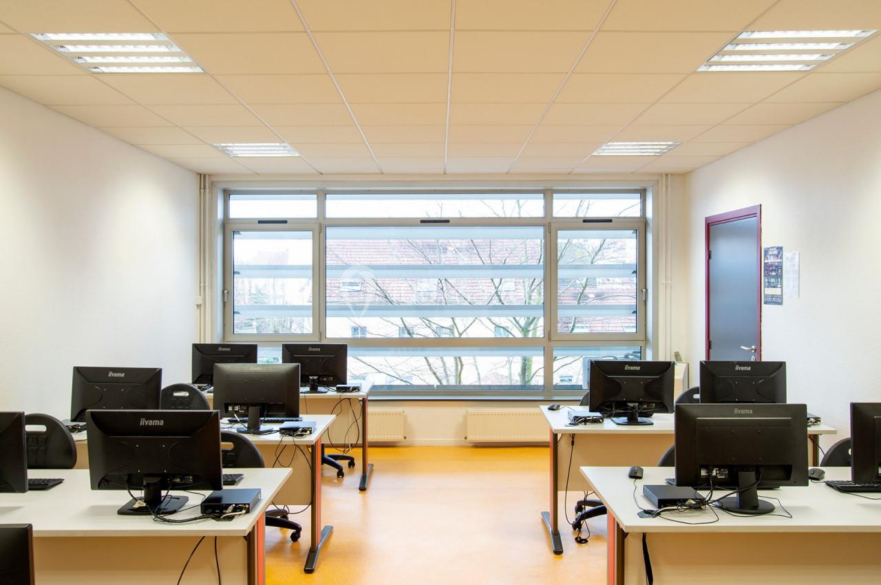 Place des Entrepreneurs Montbéliard – CCI Saône-Doubs - galerie - photo 3
