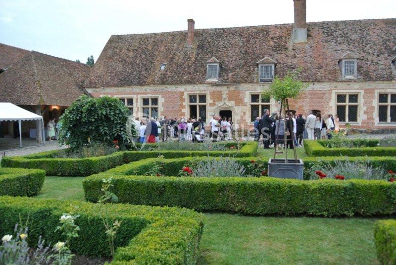 Location salle Seringes-et-Nesles (Aisne) - Château De Nèsles #1