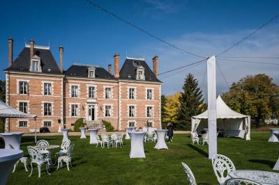 Miniature Location salle Ménestreau-en-Villette (Loiret) - Château de Villette #39 Location salle Ménestreau-en-Villette (Loiret) - Château de Villette #43