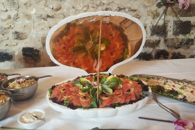 Miniature Traiteur Marles-en-Brie (Seine-et-Marne) - Eclat des Saveurs #23 Assiette composée de foie gras, gelée, pain brioché, tranches d'orange, groseilles, jeunes pousses et graines noires.