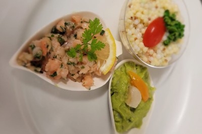 Miniature Traiteur Marles-en-Brie (Seine-et-Marne) - Eclat des Saveurs #115 Assiette composée de foie gras, gelée, pain brioché, tranches d'orange, groseilles, jeunes pousses et graines noires.