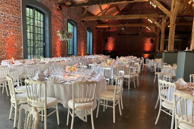 Miniature Traiteur Comines (Nord) - France Evenement Traiteur #3 Assiette gastronomique composée de viande en sauce, légumes variés, samoussa et décoration raffinée.