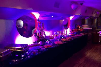 Miniature Traiteur Sartrouville (Yvelines) - Him Traiteur #10 Plateau de bouchées variées comprenant mini-sandwichs, macarons, brochettes, verrines et roulés aux légumes.