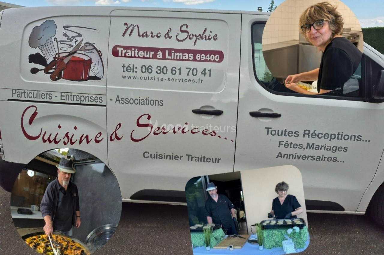 Un camion de traiteur avec des illustrations culinaires, accompagné de personnes préparant et servant des plats.
