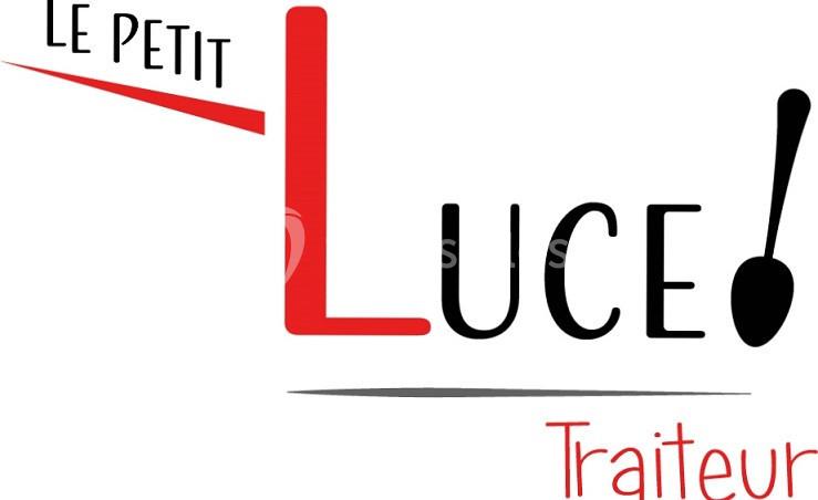 Logo du traiteur ’Le Petit Luce’ avec une cuillère stylisée intégrée dans le texte.