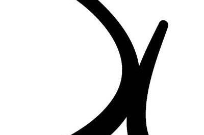 Miniature Traiteur Saint-Denis-de-l'Hôtel (Loiret) - Aux Delices de Loire #19 Salle de réception décorée avec des tables dressées, nappes blanches et touches de bleu, prête pour un événement.