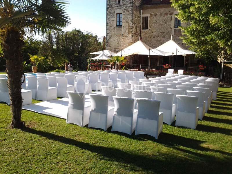 Location salle Vignieu (Isère) - Château de Chapeau Cornu #2