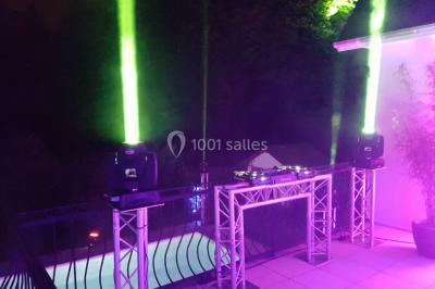 Miniature DJ Champs-sur-Marne (Seine-et-Marne) - LDGSON #3 Logo avec le texte ’LDGSON’ en noir, accompagné d'une flèche violette orientée vers la droite.