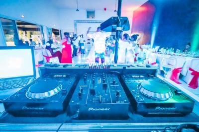 Lou Cade événementiel