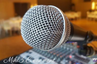 Miniature DJ Troyes (Aube) - Mikl3 Evènement #2 Texte ’Mikl3 Évènement’ en rouge et noir sur fond blanc, avec un petit logo violet en bas à droite.