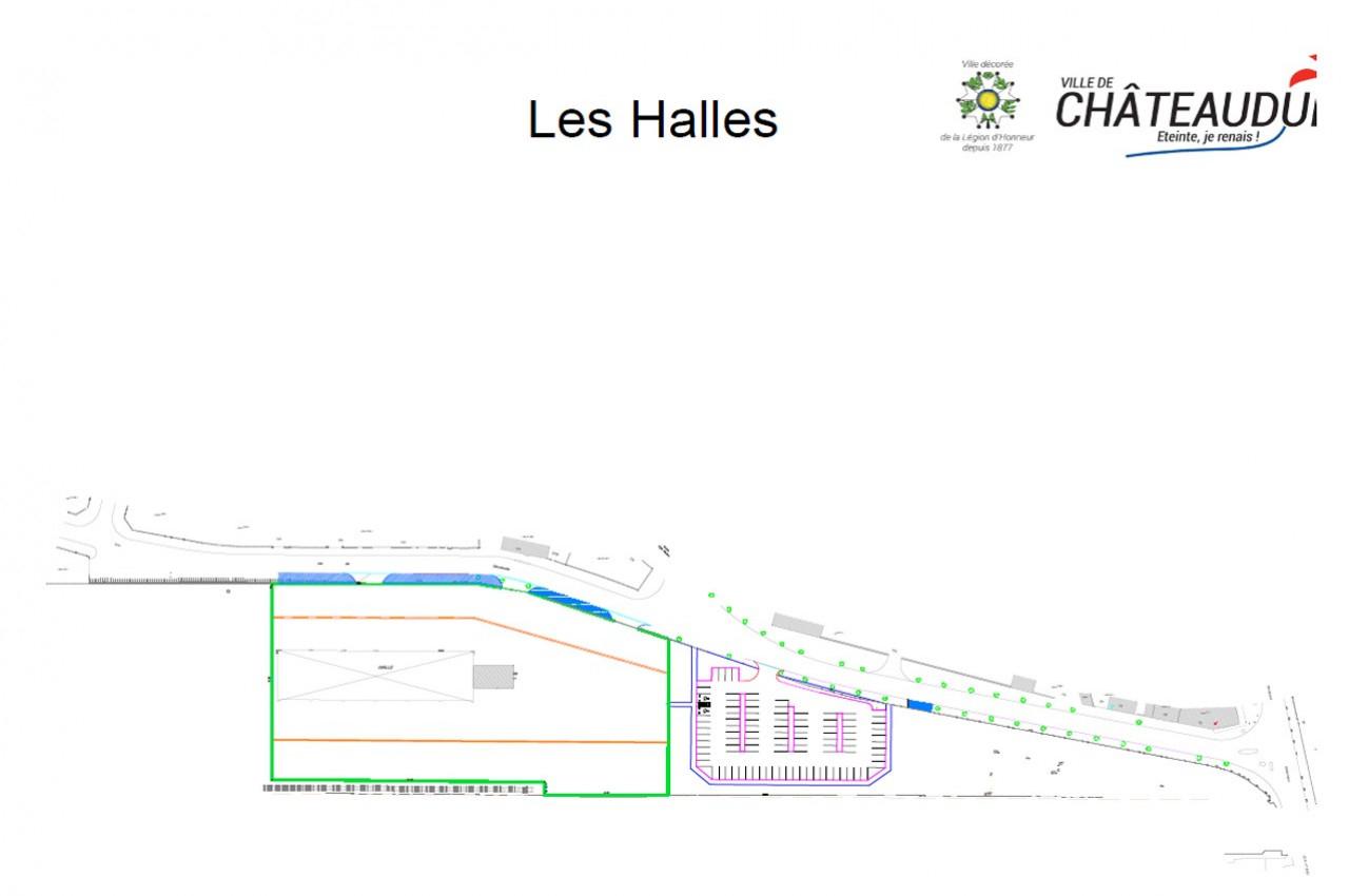 Plan d'aménagement des Halles de Châteaudun avec zones délimitées, parkings et infrastructures environnantes.