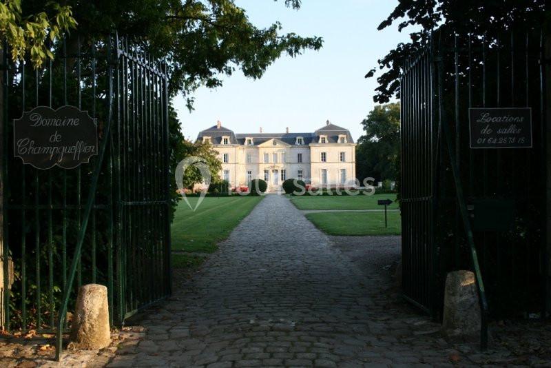 Domaine De Champgueffier - galerie - photo 2