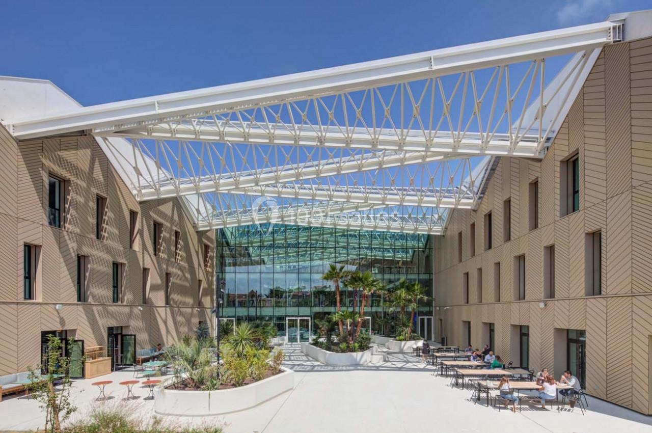 Location salle Biarritz (Pyrénées-Atlantiques) - Le Connecteur #15 Location salle Biarritz (Pyrénées-Atlantiques) - Le Connecteur #15