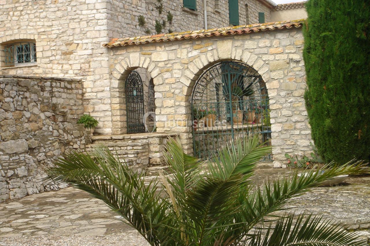 Location salle Aumelas (Hérault) - Carré Sainton #11 Location salle Aumelas (Hérault) - Carré Sainton #11