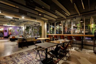 Moxy Lunch Bar - photo 1