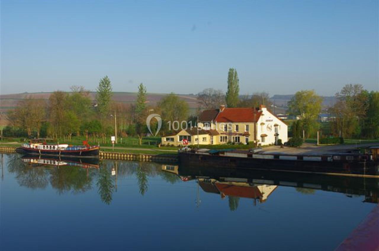 Location salle Charly-sur-Marne (Aisne) - Le Bac #1