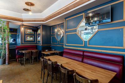 Royal Bar - photo 2
