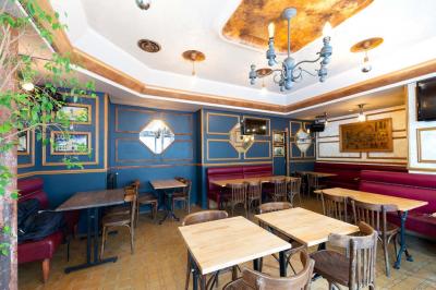 Royal Bar - photo 1