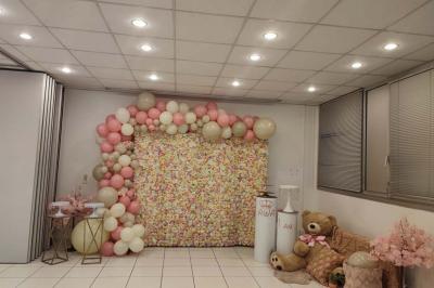 Miniature Location salle Villebon-sur-Yvette (Essonne) - La Prairie #21 Plateaux de fruits variés avec morceaux d'orange, pomme, kiwi, mangue, groseilles et ananas garni de myrtilles.