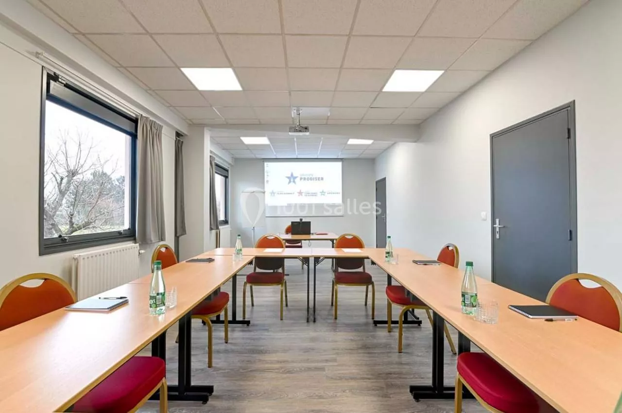 Espace Jean Monnet - salle kick-off annuel paris grande capacite plenieres