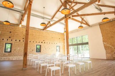 Miniature Location salle Saint-Nauphary (Tarn-et-Garonne) - Ô Domaine du Roussillon #4 Location salle Saint-Nauphary (Tarn-et-Garonne) - Ô Domaine du Roussillon #20