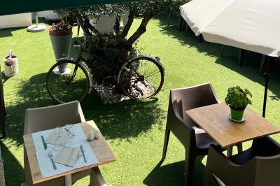 Café Lorette - photo 5