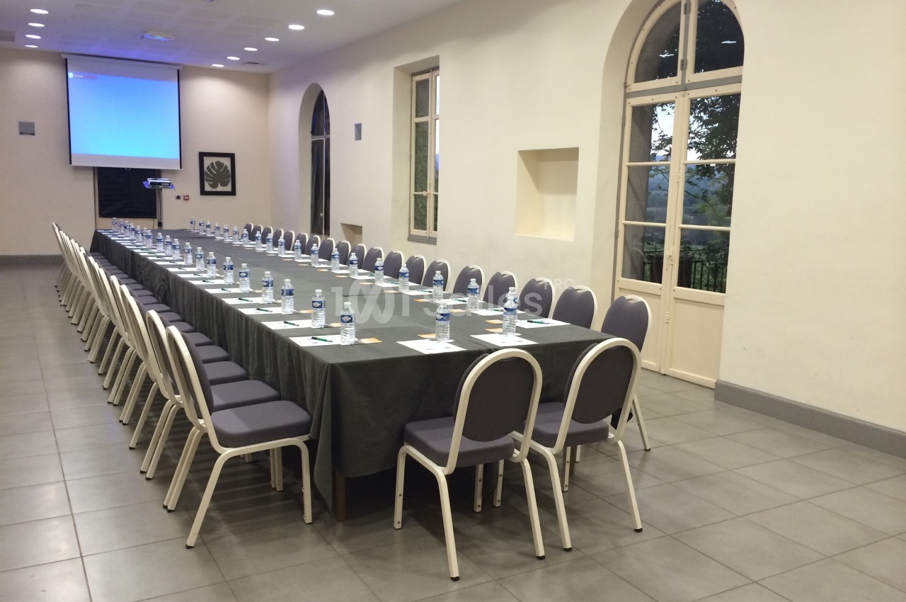 Réunion salle Alicante