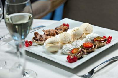 Miniature Location salle La Martre (Var) - Château De Taulane #9 Location salle La Martre (Var) - Château De Taulane #14