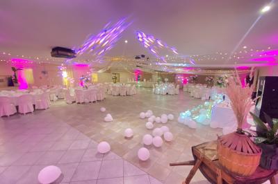 Miniature Location salle Gardanne (Bouches-du-Rhône) - Le Val Des Pins #10 Location salle Gardanne (Bouches-du-Rhône) - Le Val Des Pins #10