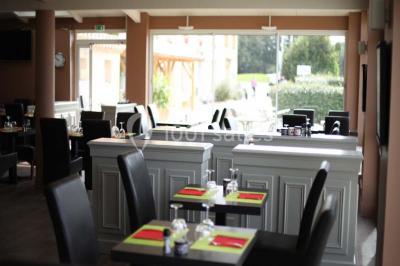 Miniature Location salle Vedène (Vaucluse) - Restaurant Du Golf Grand Avignon #5 Location salle Vedène (Vaucluse) - Restaurant Du Golf Grand Avignon #14