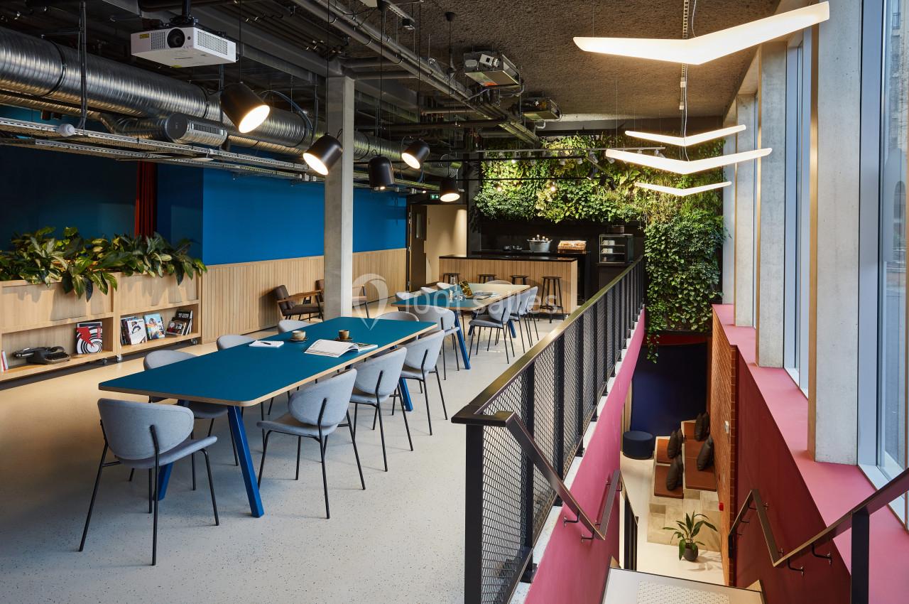 Flex meeting room