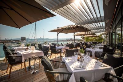 Le Baïa Saint-Raphaël : Restaurant - Bar – Club