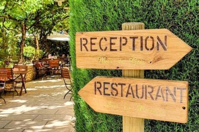 Hôtel Mas des Grès & Restaurant Sous les Platanes - photo 3