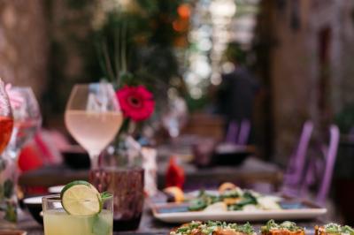 Miniature Location salle Assignan (Hérault) - Village Castigno #32 Location salle Assignan (Hérault) - Village Castigno #124