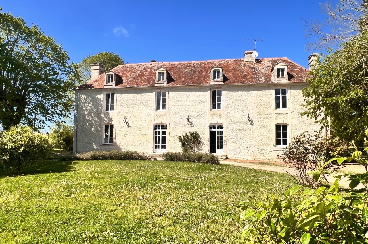Façade du manoir