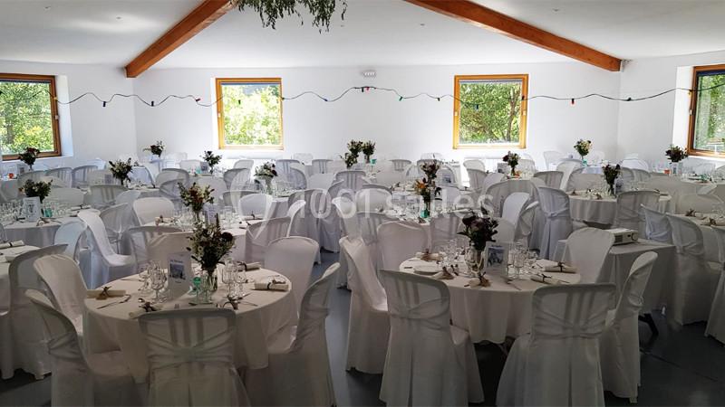 Location salle Forcalquier (Alpes-de-Haute-Provence) - Domaine La Chapelle #1