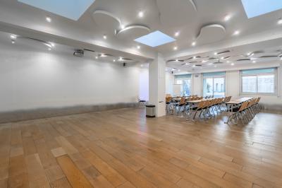Salle de formation Présent !  - photo 5