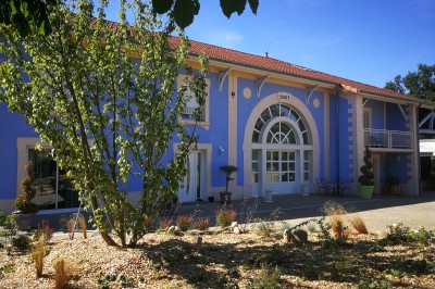 Domaine La Maison Bleue - photo 1