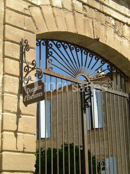Domaine des Escaunes - galerie - photo 1