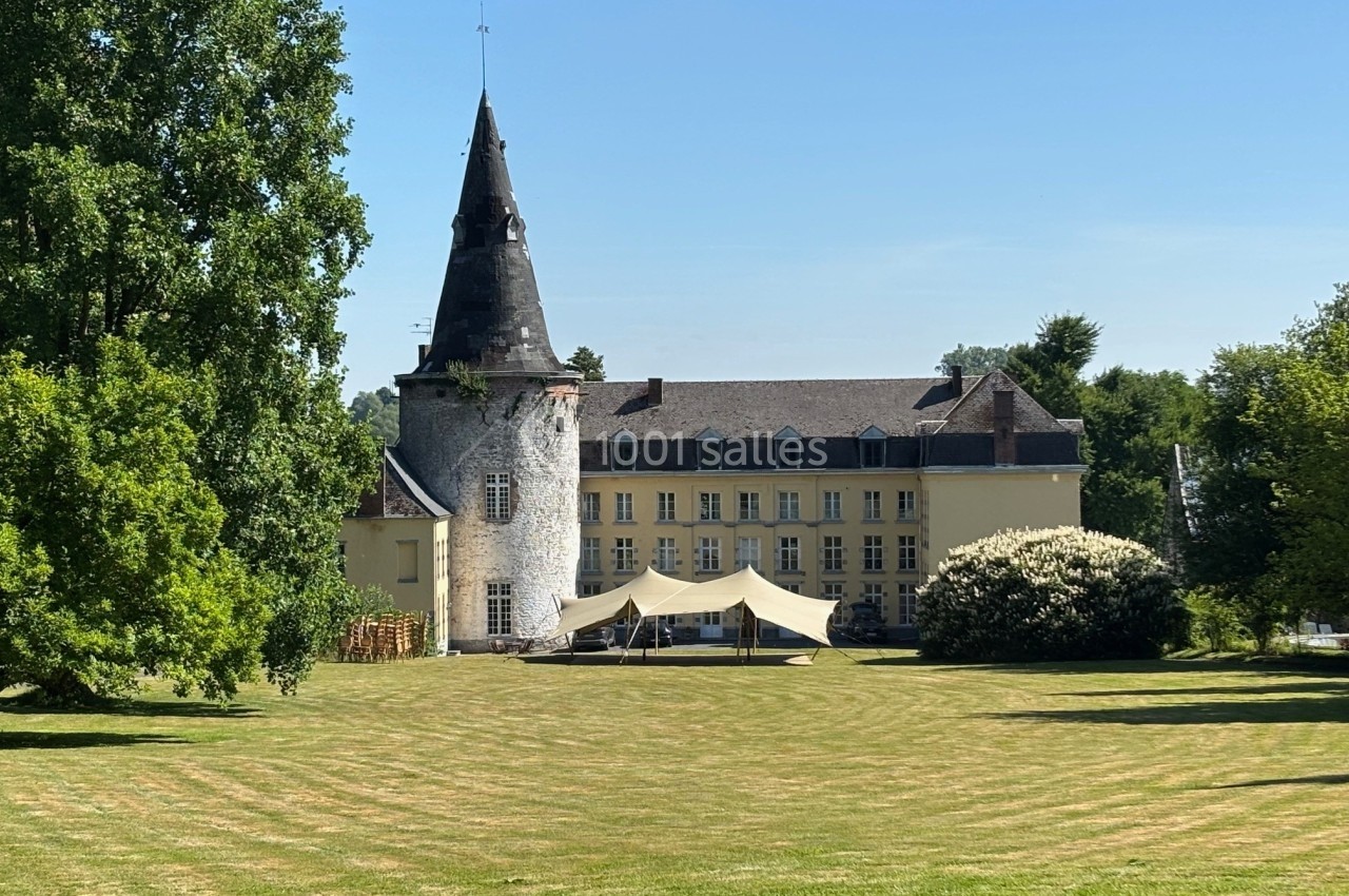 parc avec tente nomade